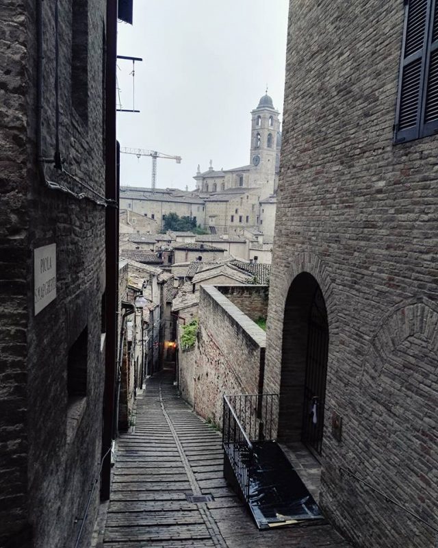 Urbino e i suoi vicoli