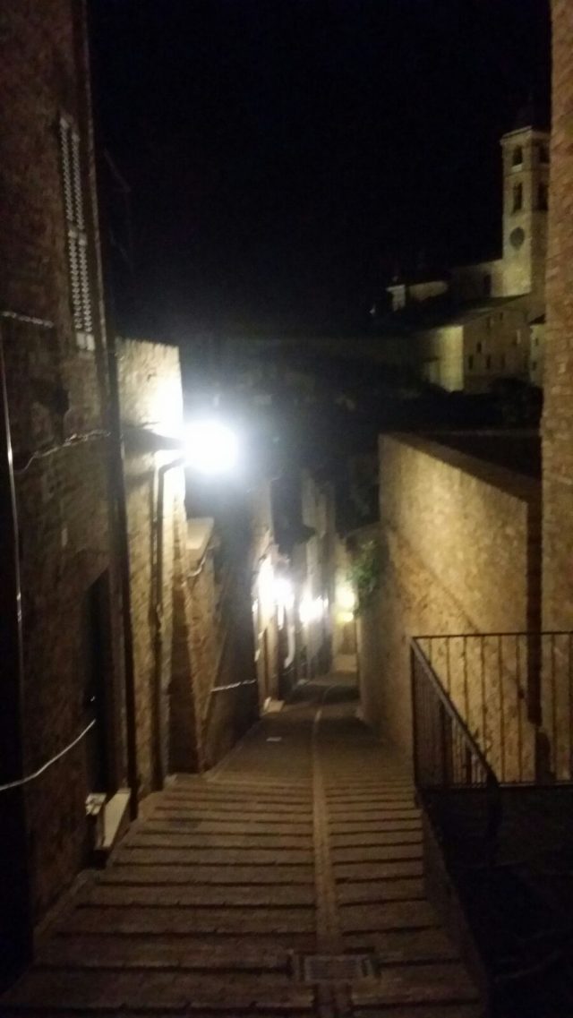 Urbino in notturna - i vicoli